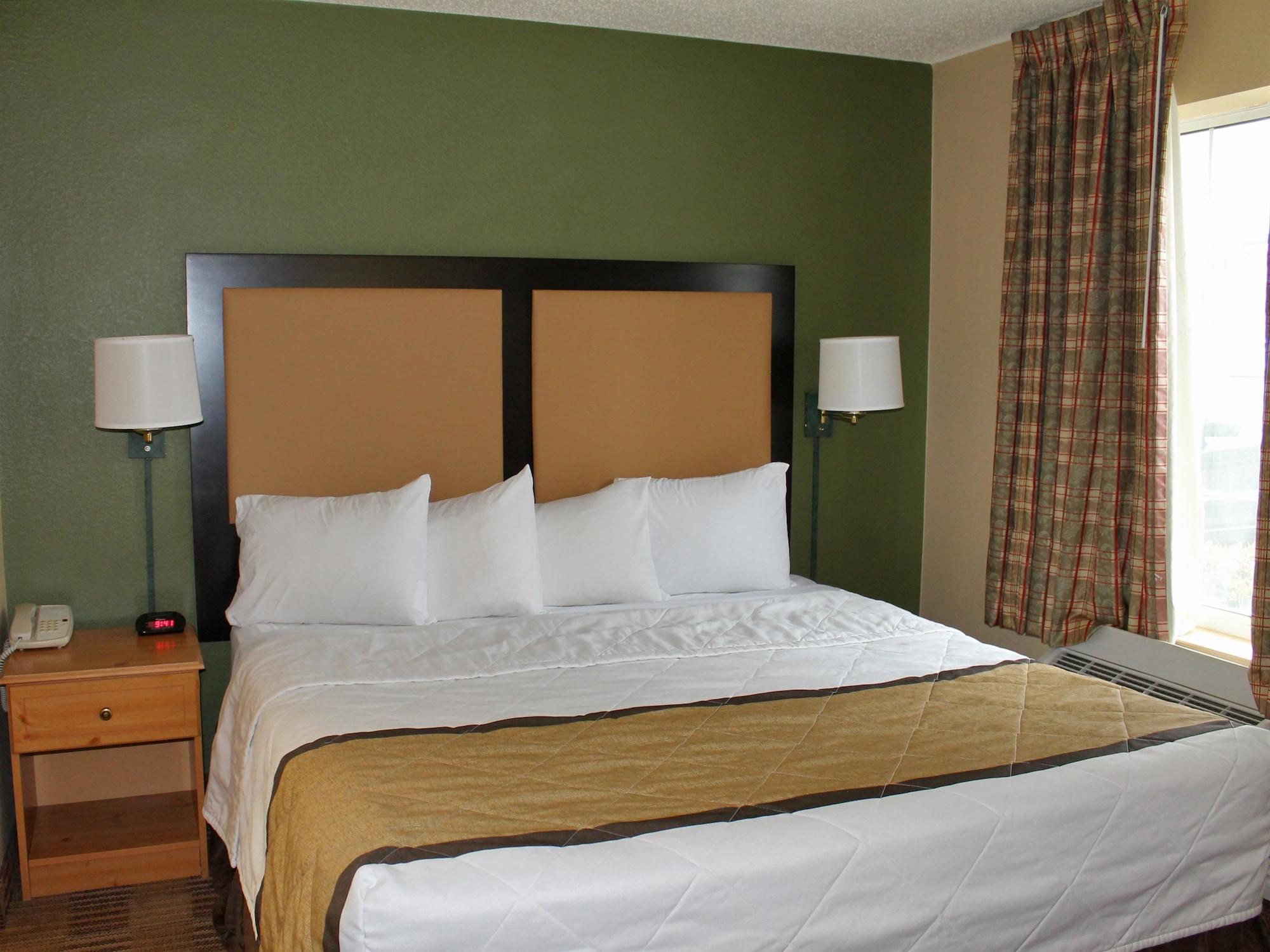 Extended Stay America Suites - Boston - Waltham - 52 4Th Ave מראה חיצוני תמונה