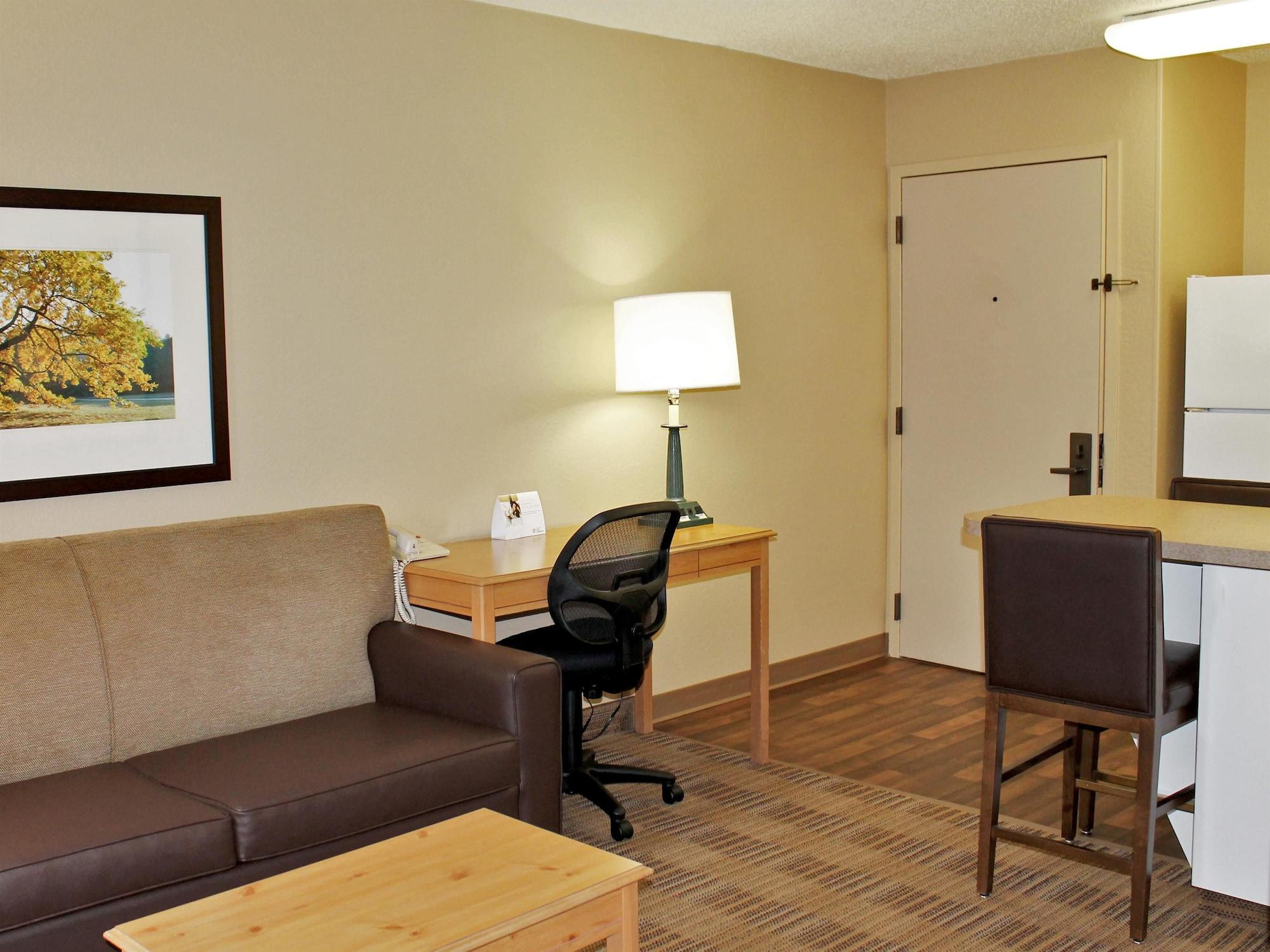 Extended Stay America Suites - Boston - Waltham - 52 4Th Ave מראה חיצוני תמונה