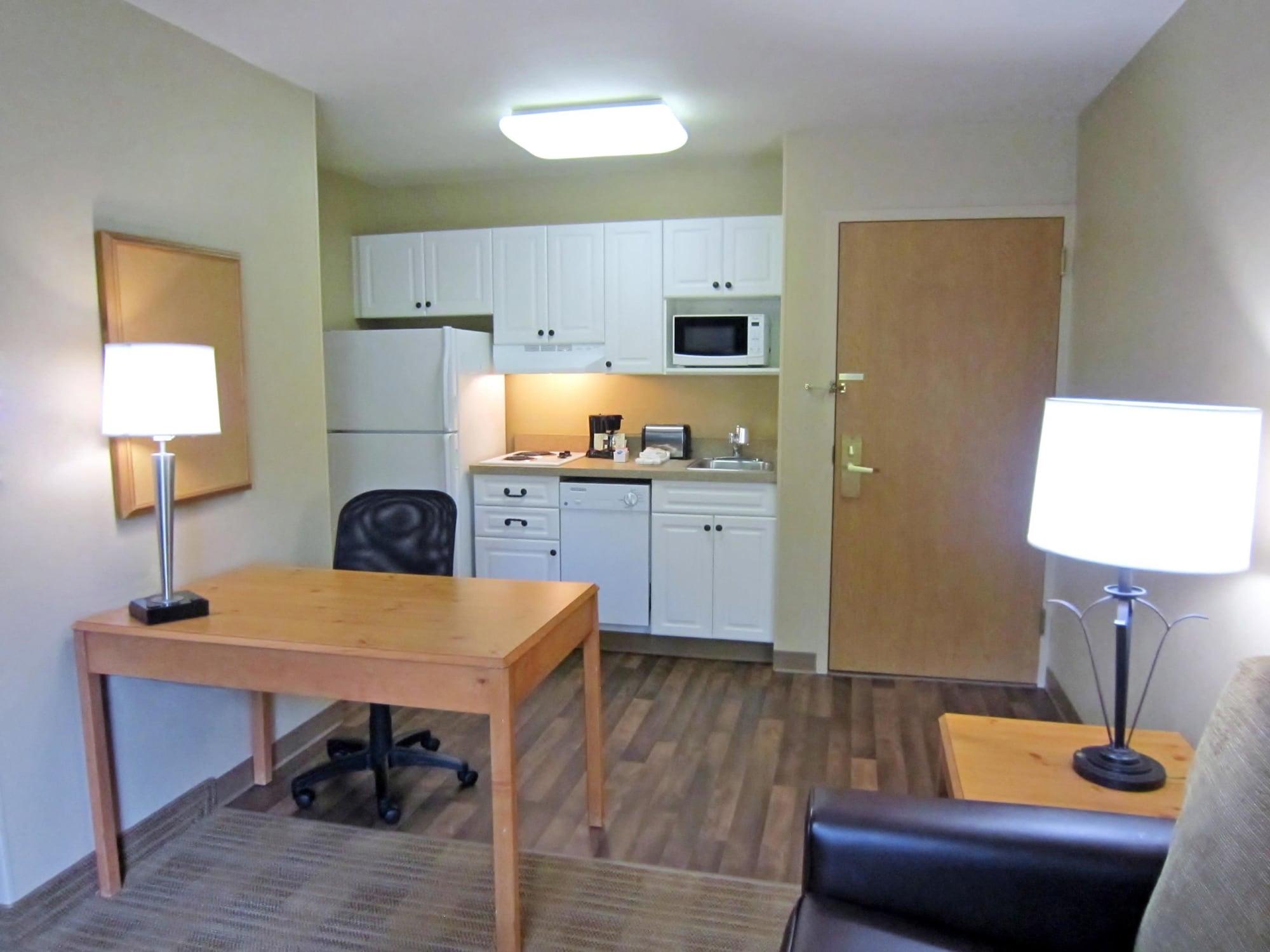 Extended Stay America Suites - Boston - Waltham - 52 4Th Ave מראה חיצוני תמונה