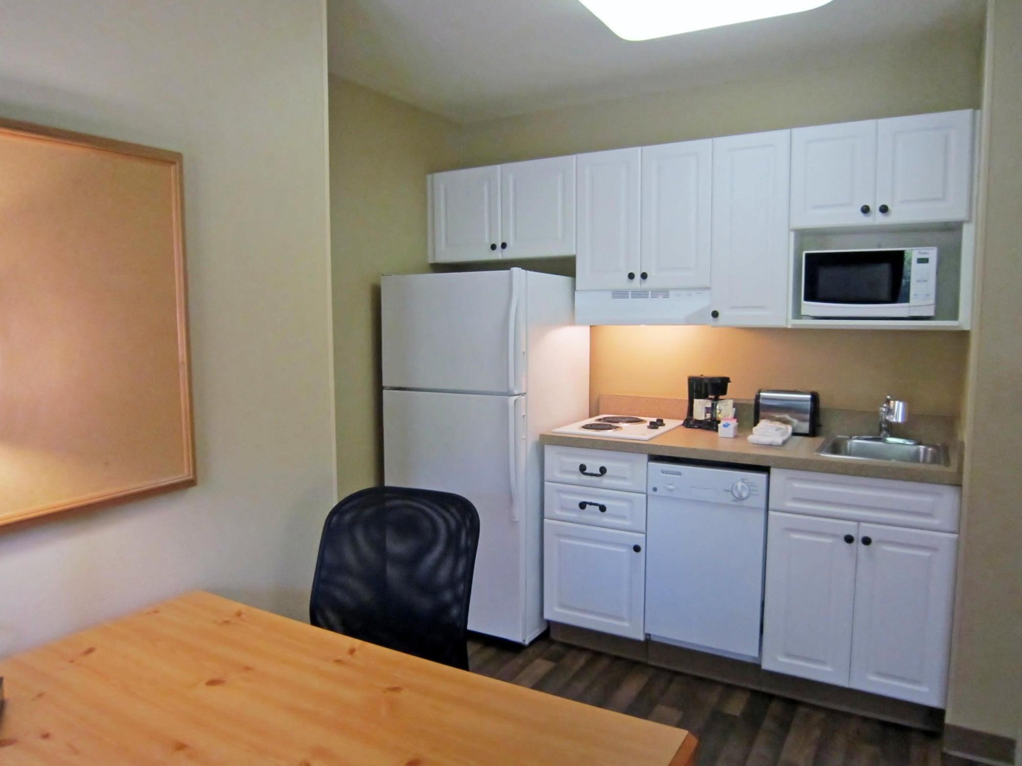 Extended Stay America Suites - Boston - Waltham - 52 4Th Ave מראה חיצוני תמונה