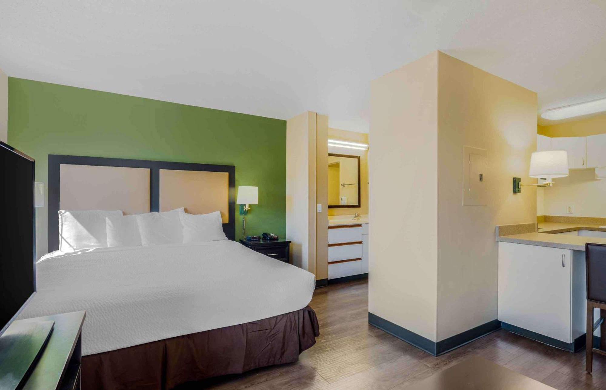 Extended Stay America Suites - Boston - Waltham - 52 4Th Ave מראה חיצוני תמונה