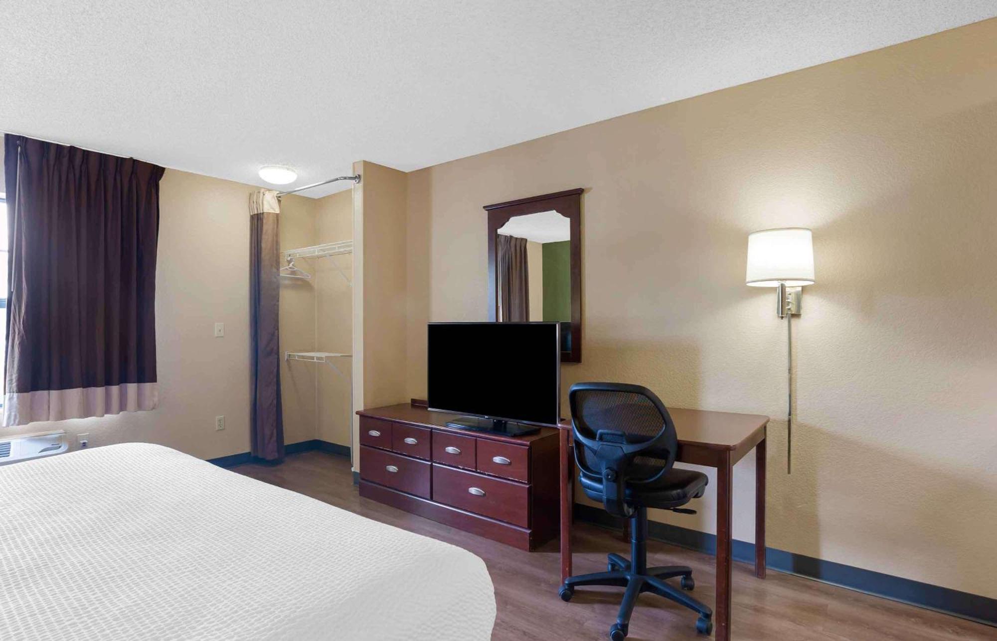 Extended Stay America Suites - Boston - Waltham - 52 4Th Ave מראה חיצוני תמונה