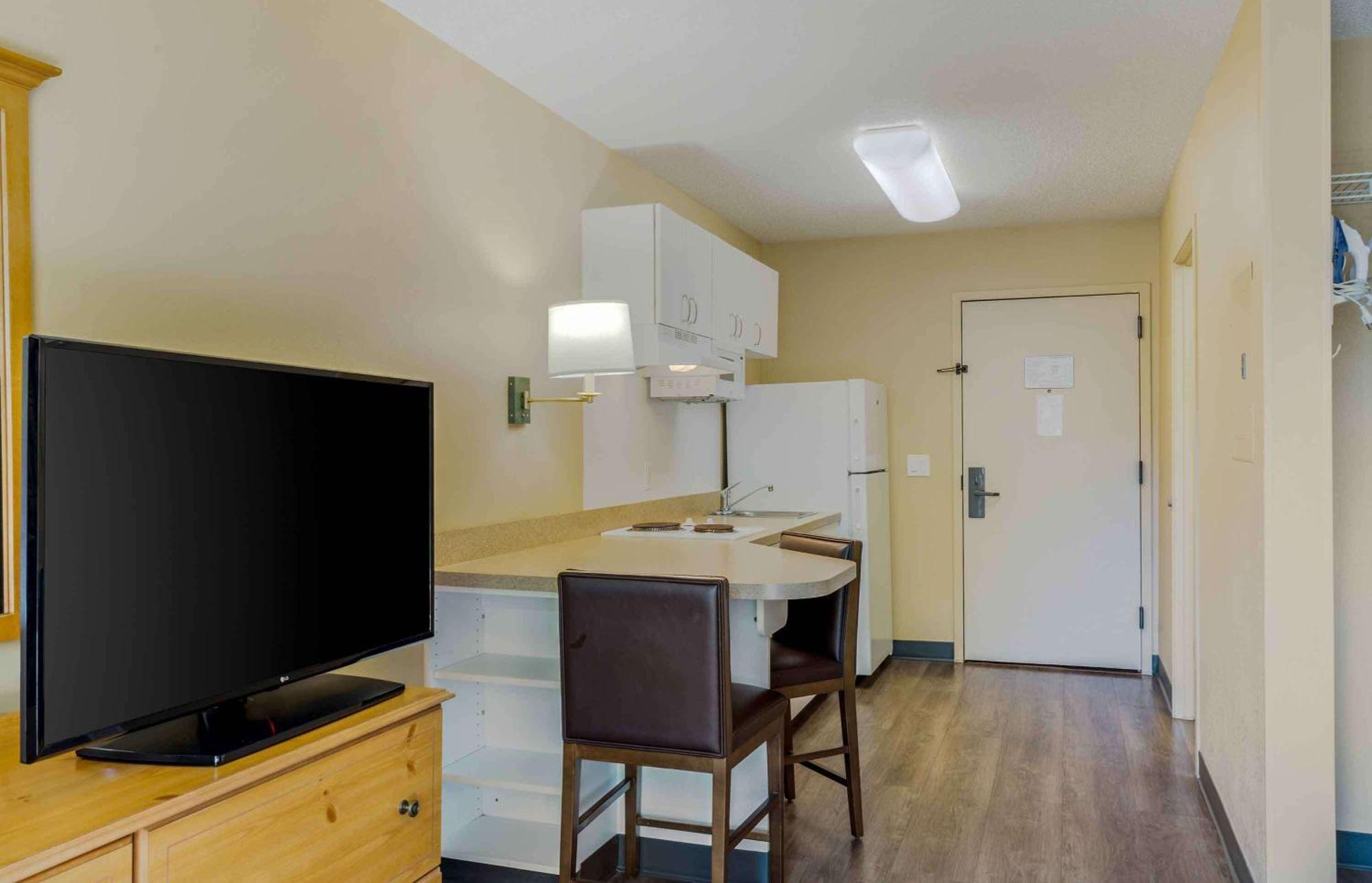Extended Stay America Suites - Boston - Waltham - 52 4Th Ave מראה חיצוני תמונה