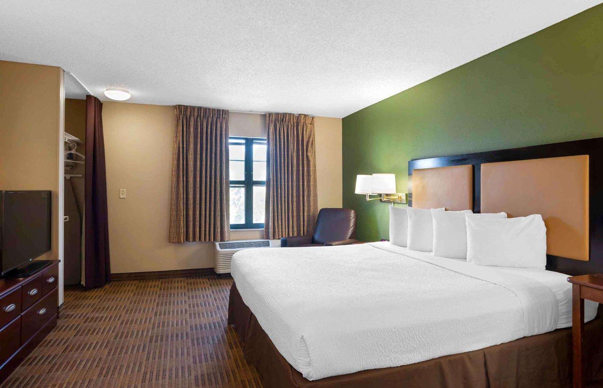 Extended Stay America Suites - Boston - Waltham - 52 4Th Ave מראה חיצוני תמונה