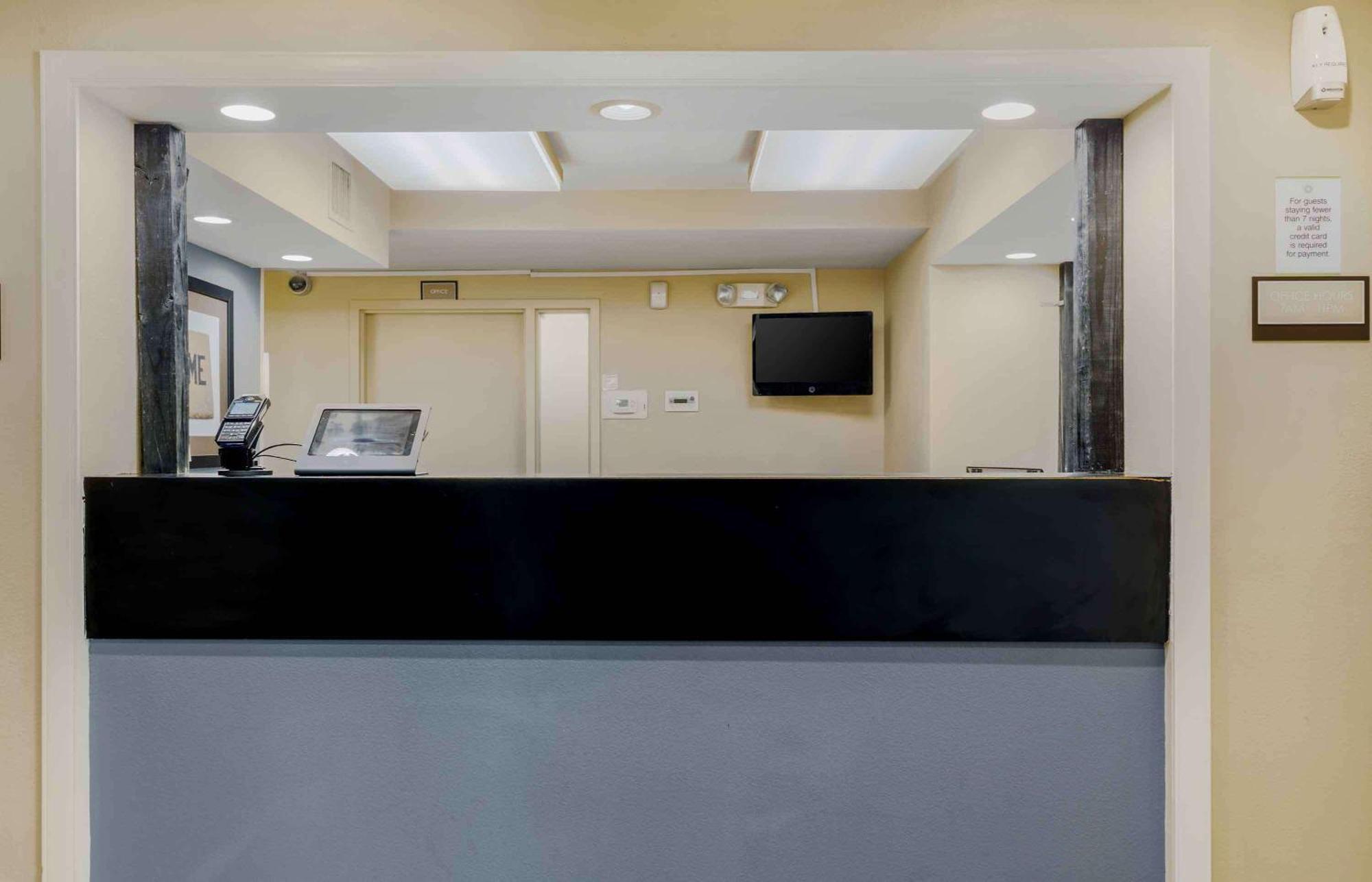 Extended Stay America Suites - Boston - Waltham - 52 4Th Ave מראה חיצוני תמונה